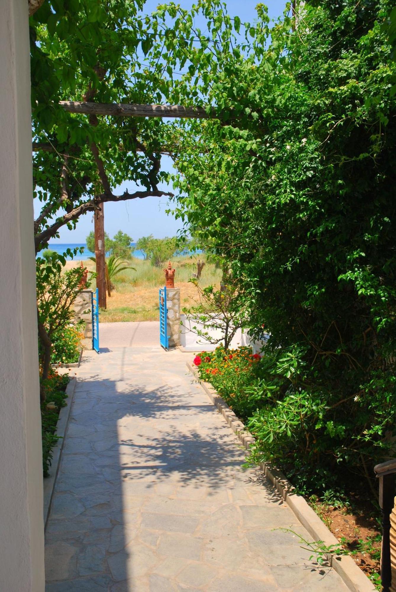 Afroditi Hotel Kamares  Exterior photo